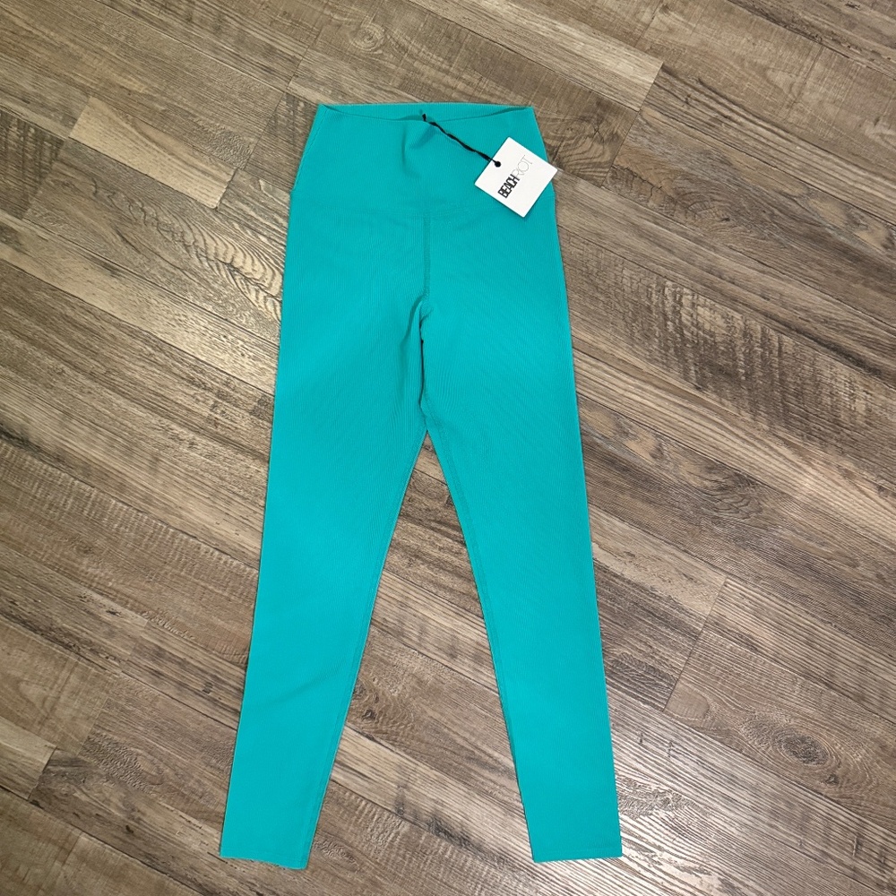 NWT - Beach Riot - Ayla Legging - Waterfall - Size M